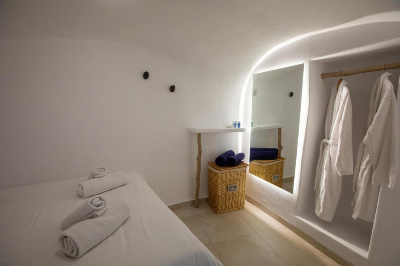 Sunset View Villa Santorini - With Outdoor Jacuzzi Firostefani Exteriör bild