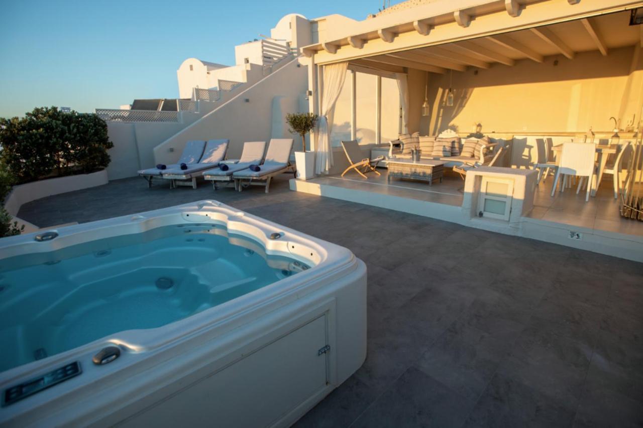 Sunset View Villa Santorini - With Outdoor Jacuzzi Firostefani Exteriör bild