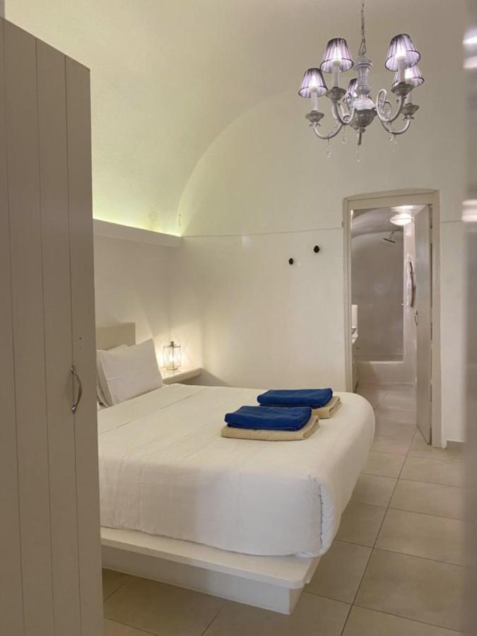 Sunset View Villa Santorini - With Outdoor Jacuzzi Firostefani Exteriör bild